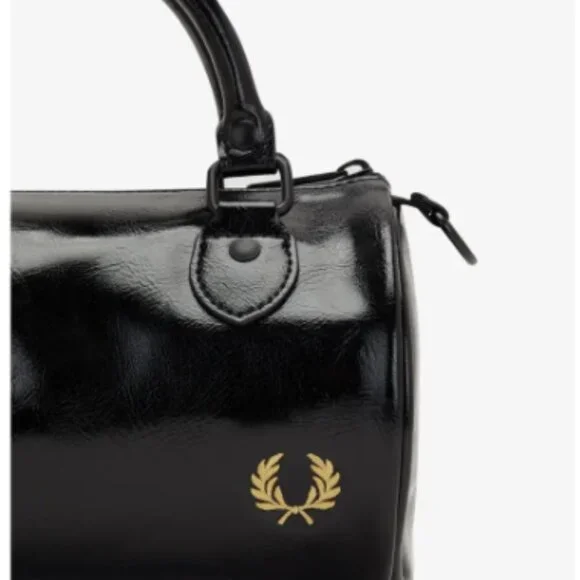 NWT Fred Perry Amy Winehouse Mini Barrel Black - Picture 5 of 12